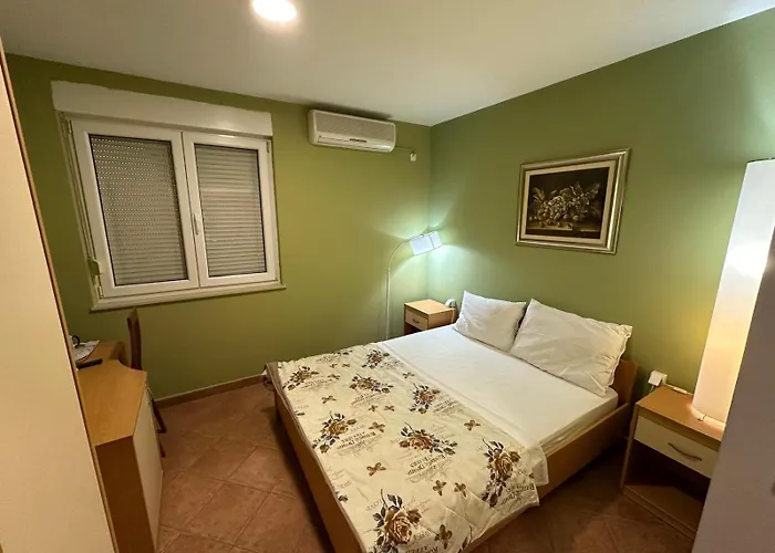 La Riva * موستار