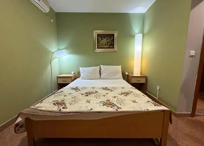 La Riva * موستار